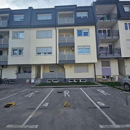 Ferienwohnung Stan Na Dan Mici Brčko Exterior foto